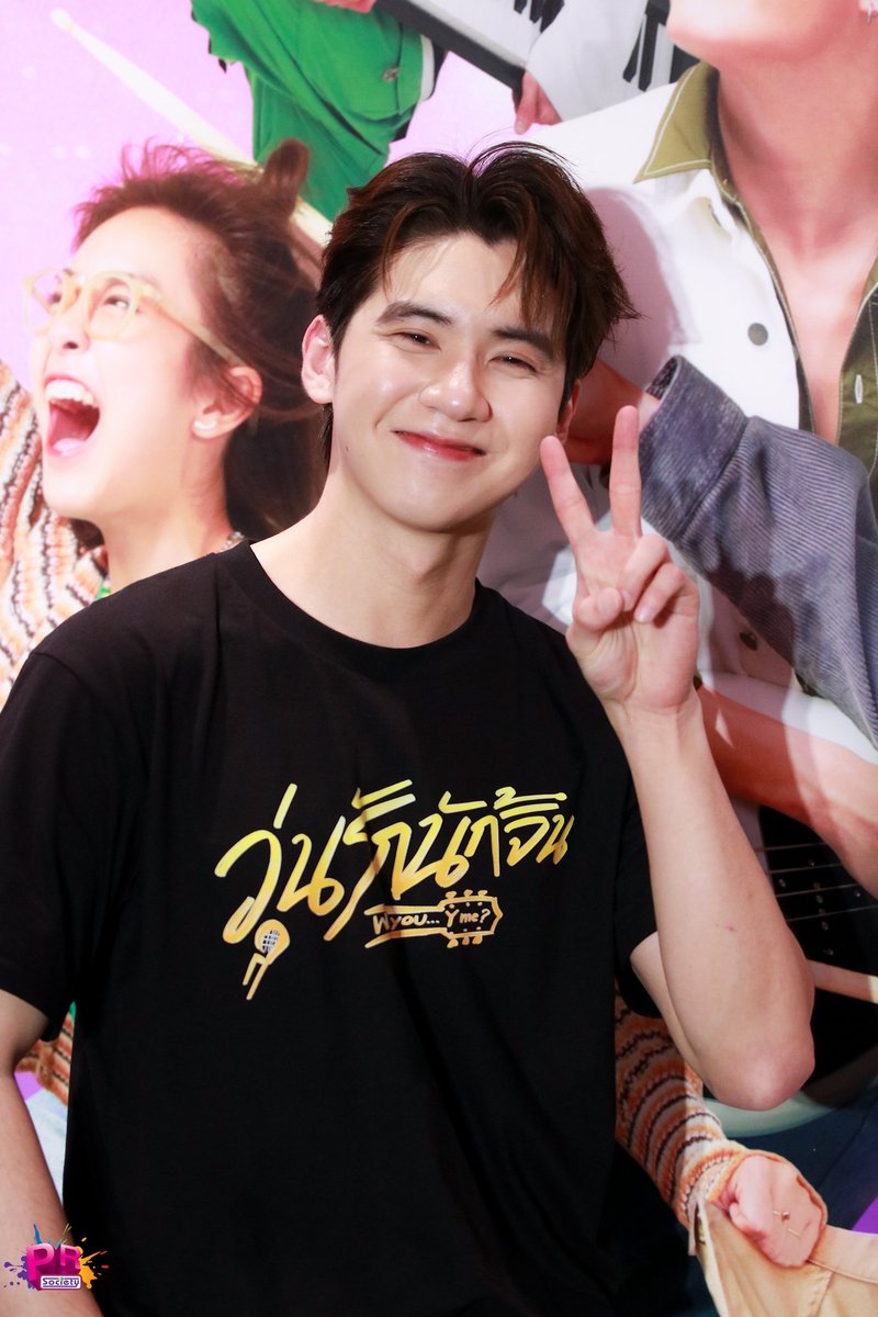 PRSocietyNews's tweet photo. Mchoice แถลงข่าวเปิดตัวซีรีส์ พร้อมรับชม EP.1 พร้อมกันในโรงภาพยนตร์
#วุ่นรักนักจิ้นWhyYouYMe 
#วุ่นรักนักจิ้น 
#bestjanewit 
#nu__ 
#isamsame https://t.co/w8YLQ9PrRN