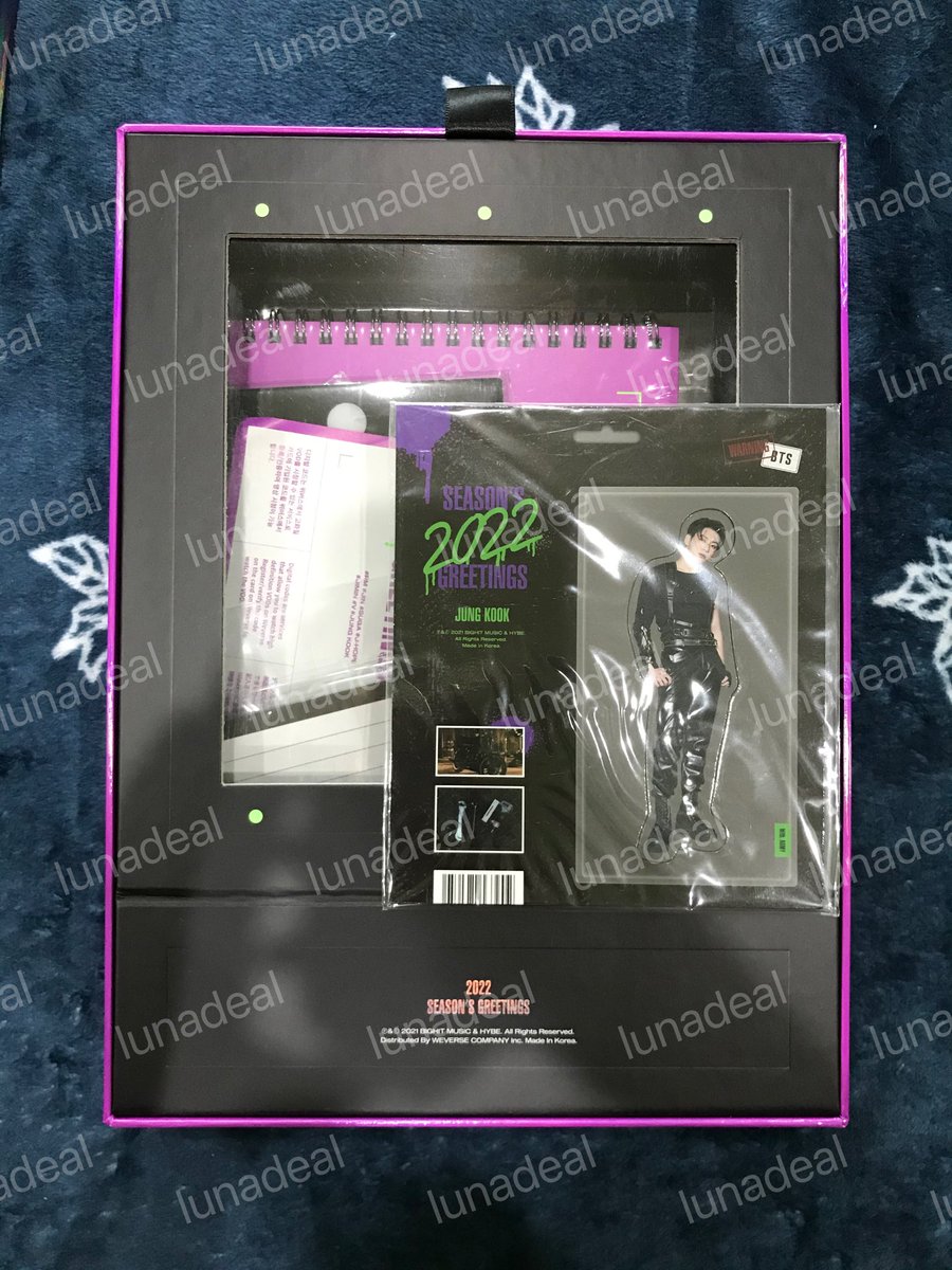 lunadeal_'s tweet photo. ˖ ࣪ ִֶָ   🍮  #luna_available | พร้อมส่ง 

🎀 season greetings 2022 แรนด้อม จองกุก (full set)
✿ ราคา 1500 บาท (รับผ่อน) 
⟢ ค่าส่ง 70 บาท 

#ตลาดนัดบังทัน #ตลาดนัดรถไฟบังทัน #ตลาดรถไฟบังทัน #ตลาดนัดBTS #การ์ดบังทัน https://t.co/W2gpPHWF9G