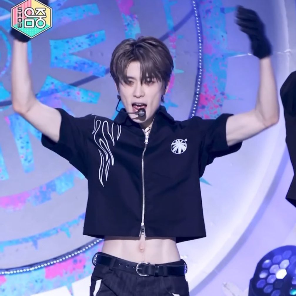 โห เอวเอส 22 🥺🥺🥺🥺🤭