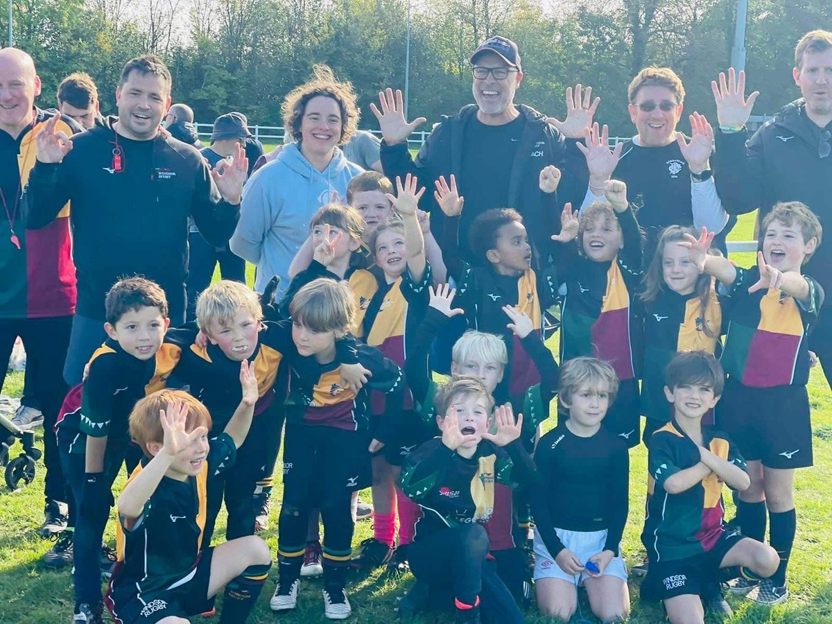 LIRFCCommunity's tweet photo. COMMUNITY CLUB OF THE WEEK 👇

👉 @windsorrugby 

👉 Celebrating 100 Years of Rugby at the Home Park.

Watch out 👀 for the  230 people from its Minis/Juniors sections attending Friday night lights v @gloucesterrugby 

Come on you Irish ☘️ @londonirish https://t.co/gyyQ8VfzTd