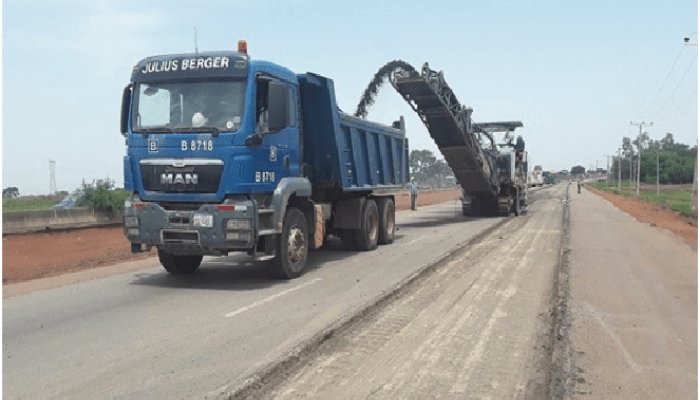 BREAKING: Julius Berger Sacks Over 400 Employees Working On Abuja-Kano Road Over Buhari Government's Multi-billion Naira Indebtedness To Construction Company | Sahara Reporters bit.ly/3D7bPhA