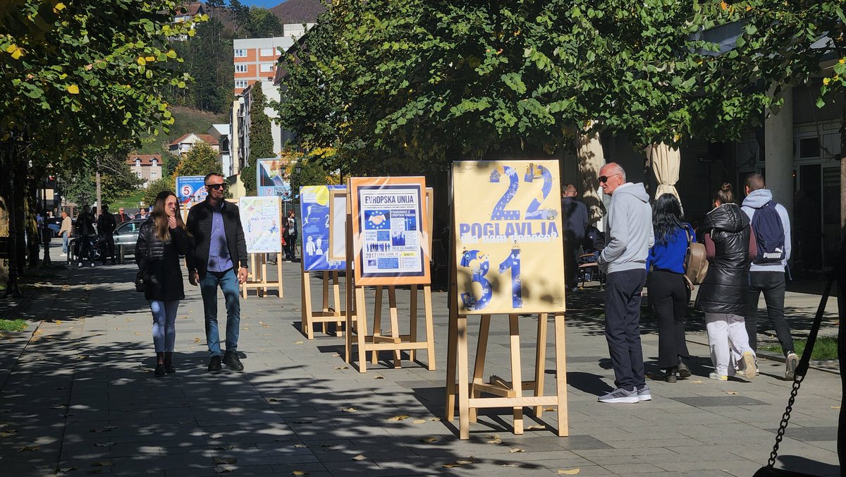 evropska_kuca's tweet photo. 🇪🇺Putujuća izložba "Evropske inspiracije" u @OpstinaBP 🎨

#EUzaCG https://t.co/1XV22oXfL3