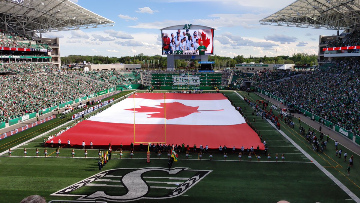 We're a month away from the Grey Cup in Regina and we still don't know who's playing the halftime show! 😮 Who should get that gig?
📞💬 Canadian Tire Text Line - 306-773-0971