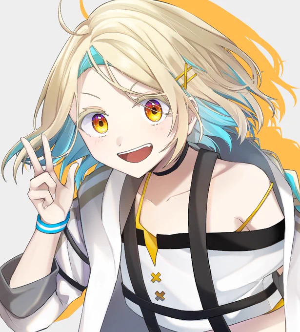 これは友達と一緒にデザインしたキャラ立ち絵 水色の方のデザインは自分だけでやってる 