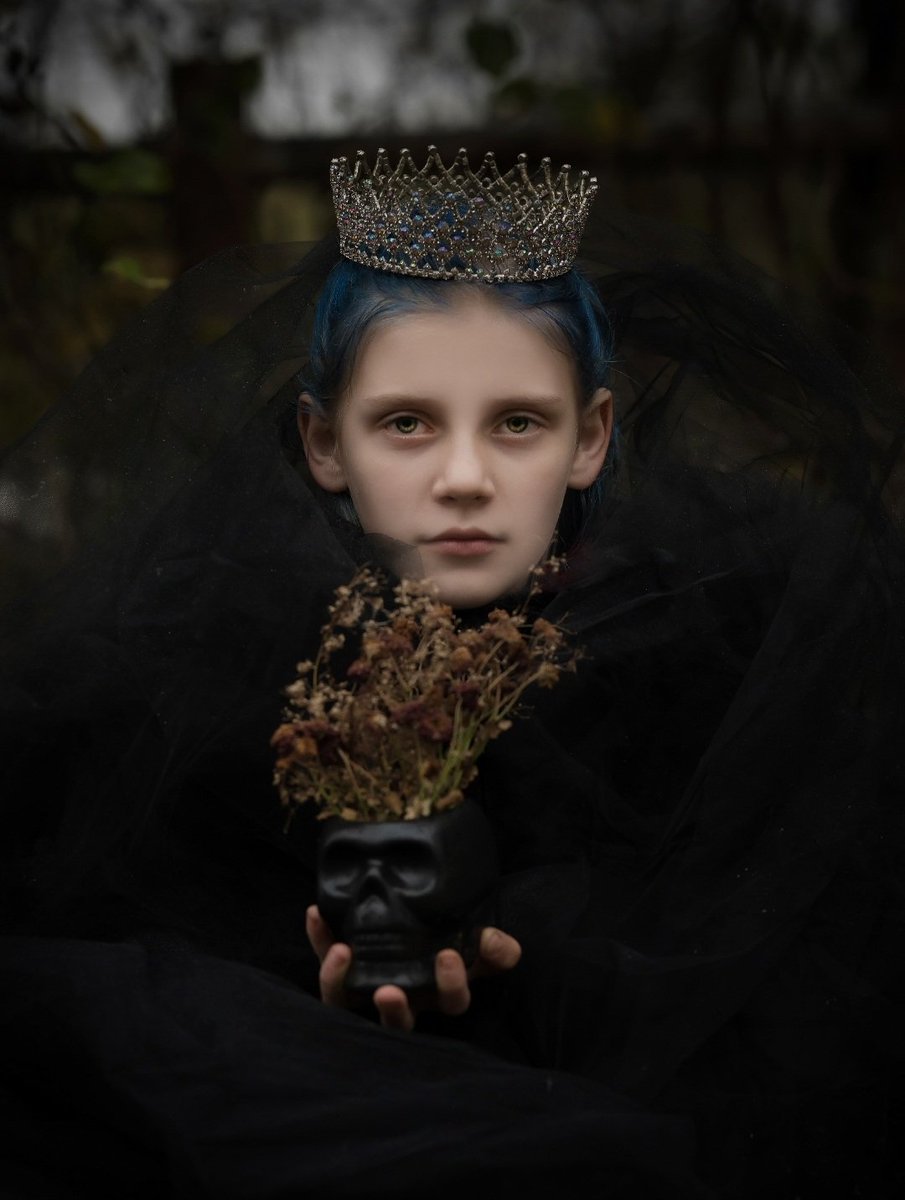 lesliespurlock.sol | NFT.NYC 2024 🏴☠️ (@leslieaspurlock) on Twitter photo Gm! Thank you so much <a href="/agnesededonato/">agnesededonato | Factory 22</a>, <a href="/E_sanqueira/">Sanqueira.eth/tez🦉</a> and <a href="/EDMrSprinkles/">DJRainbowSprinkles.Tez|Eth🏴☠️</a> for collecting Something Wicked This Way Comes! Hope everyone has a great day!!
#darktez #PickYourPoison #SpookyTuna
objkt.com/asset/KT1JTukC… Gm! Thank you so much <a href="/agnesededonato/">agnesededonato | Factory 22</a>, <a href="/E_sanqueira/">Sanqueira.eth/tez🦉</a> and <a href="/EDMrSprinkles/">DJRainbowSprinkles.Tez|Eth🏴☠️</a> for collecting Something Wicked This Way Comes! Hope everyone has a great day!!
#darktez #PickYourPoison #SpookyTuna
objkt.com/asset/KT1JTukC…