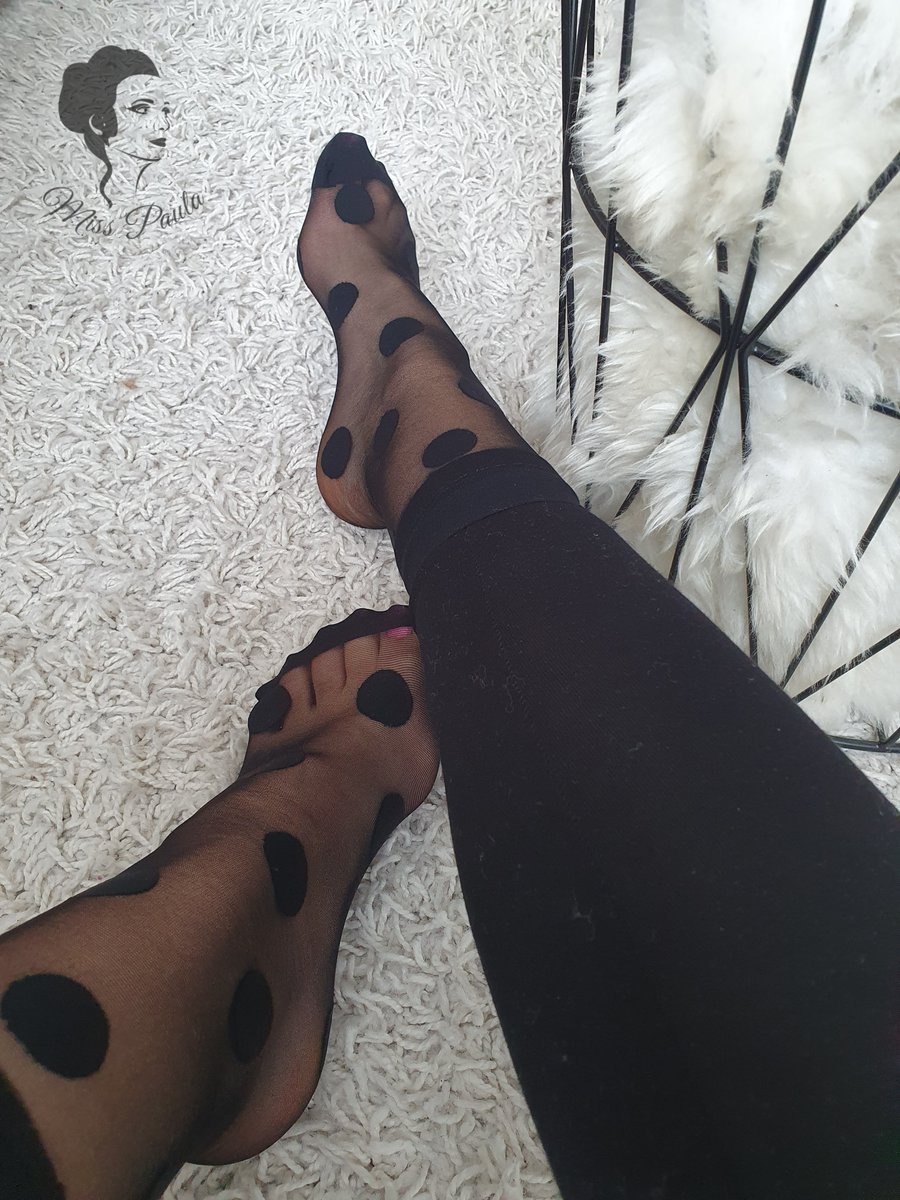 __theprincessp's tweet photo. Don't just stare at my divine feet! 

💸 for it

Findom · Femdom · Footgoddess · Footfetish · obey · slave · servant · Paypig https://t.co/tClrzVx4Eo