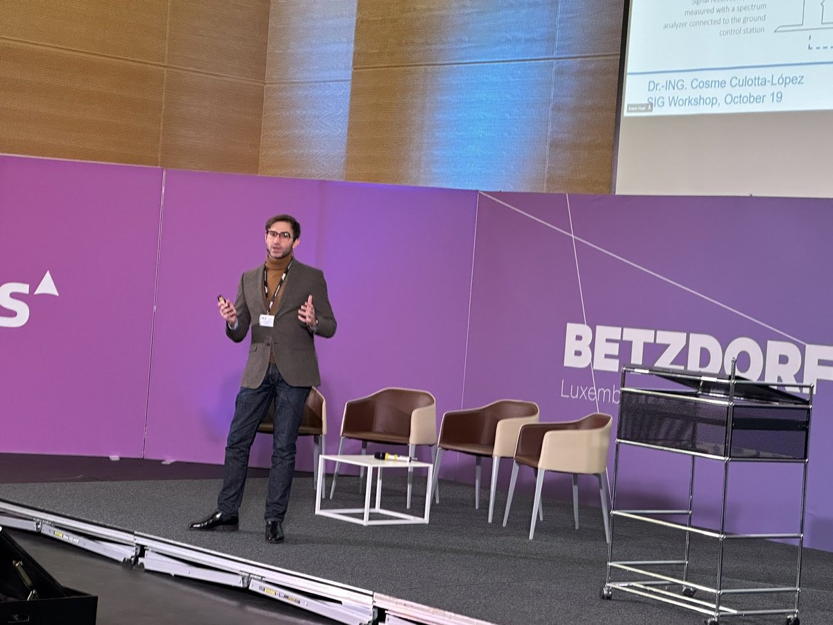 QuadSat's tweet photo. Our Senior RF Engineer, Cosme Culotta-López, is presenting the challenges of testing and steerable antennas at the @SatcomsIG #SIGworkshop @SES_Satellites https://t.co/Ywj2GwwtJw