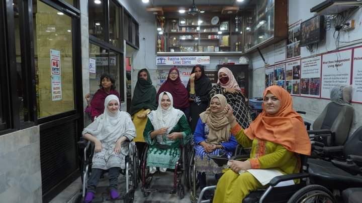 DisableWelfare's tweet photo. ALLHUMDULLILAH DWA in collaboration with 
@PSOPakistan @Bioniksorg
 is extremely delighted to share another milestone that has changed the lives of #personswithamputees by providing them #braincontrolled prosthetic hands. We Thank to PSO For Donating These Brain Control Hands https://t.co/gSzOqngAYD