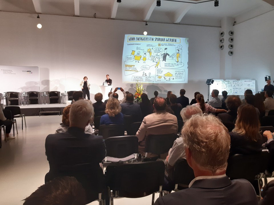 Busleague tweet media