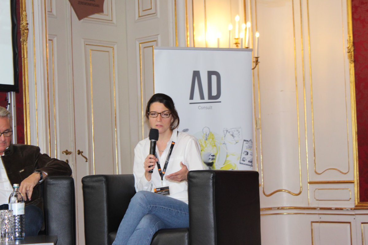 Busleague tweet media