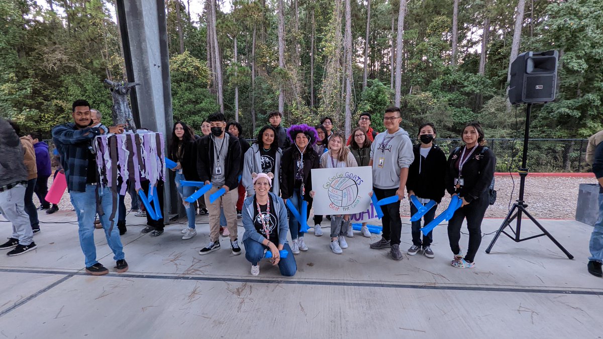 InfinityECHS's tweet photo. Advisory classes showed their spirit at the first Accolade of the school year on Monday. #ncisd #TCOB #GoKnights https://t.co/4rgEfVajpw