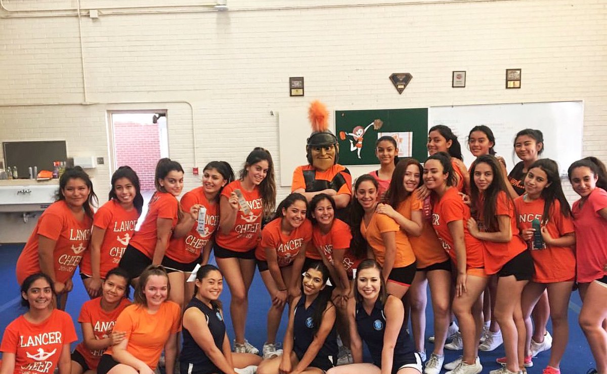 TODAY is the DAY to wear your ORANGE for Unity Day! 🧡 

Who else is wearing orange today?👀 
#wccheer #UnityDay
