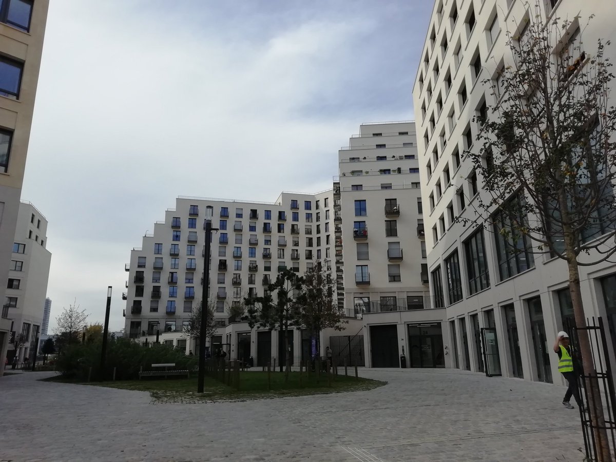 AFFIL_asso's tweet photo. C'est parti pour notre 3e et dernière réunion plénière de l'année à l'ilot Fertile, Paris 19e. Visite des résidences sociale et étudiante et témoignages de @icfhabitat, @ArpejOfficiel, @AssoParme, @LinkCity https://t.co/giGN3LbyMQ