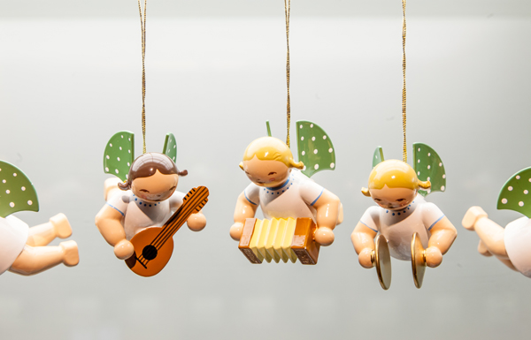 Pottery, watches, instruments, unique wooden #Christmas decorations and more -  unique handicrafts are still very much alive in Saxony and Thuringia. 
See them here and discover some off-the-beaten track destinations at the same time, bit.ly/2HbtQ1j