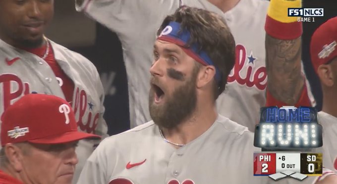 When u see Mrs. Haverstock&rsquo;s boobs for the first (or 1,457th) time&hellip; https://t.co/7VcgZiSGSy