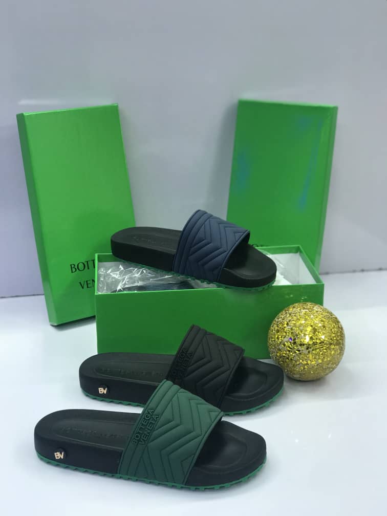 Lavida_Shoes's tweet photo. High quality slides

Size: 40-45

Price: 20,000

Nationwide delivery available🚚

DM WhatsApp https://t.co/w1YWi84iYl

Check thread for more pictures https://t.co/fpAXDwcq12