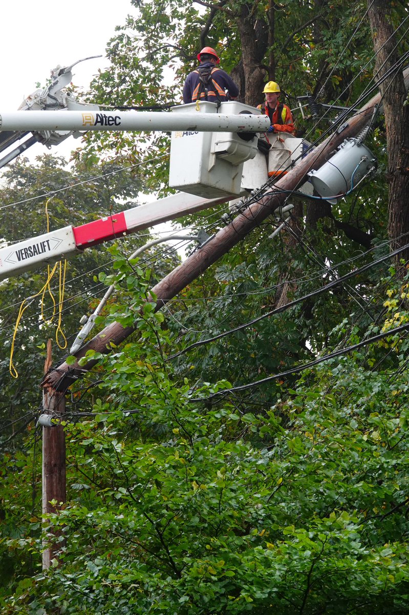 NEW: Fiona was a billion-dollar storm:
$660m (insured damage, according to the Insurance Bureau of Canada)
$300m (federal recovery package)
$50m (PEI provincial support)
$40m (NS provincial support)
$30m (NL provincial support)
$__ (other uninsured damage)