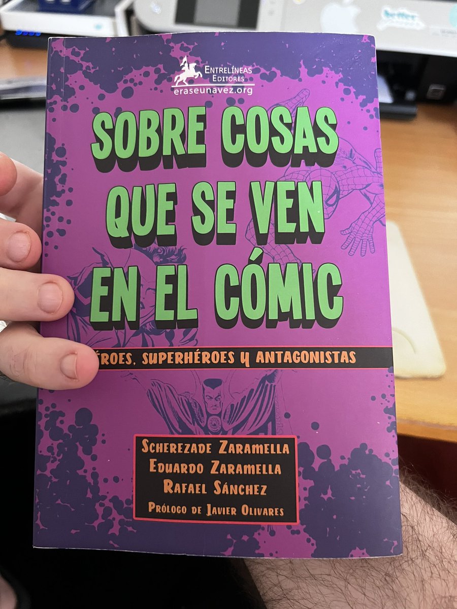 davidmacho's tweet photo. Muchas gracias por el regalazo, don @ezaramella620. Será debidamente devorado como vuecencia se merece, maestro. :) https://t.co/7IxWMoXicF