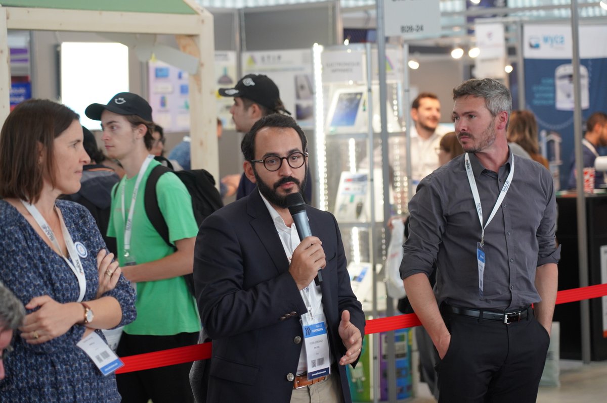 Pad_Occ's tweet photo. 📢 Une nouvelle #conférence en cours sur le stand #PadOcc animée par Stéphane Blanchard coordinateur #industriedufutur @ADOCC_
Accompagné des #industriels du #territoire ils présentent les processus de transformation vers une #industrie plus performante résiliente & #durable🍃 https://t.co/peg4Oi5UHT