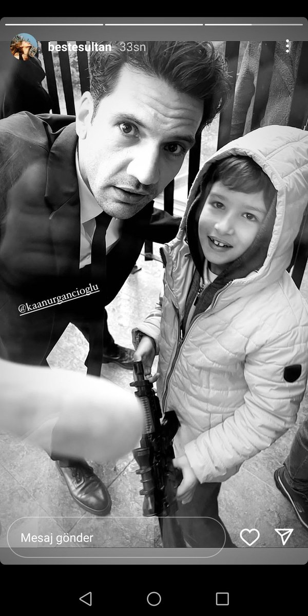 kaan and son of assistant director beste🫶🏻❤
#kaanurgancioglu 
#yargi
