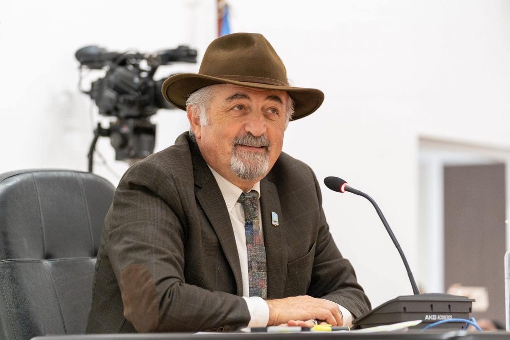 ElComodorense's tweet image. #Política Othar se despega del PJ de Linares: “Jugaremos en el 2023 sea dentro del Justicialismo o no”
Leer más en elcomodorense.net/othar-se-despe…