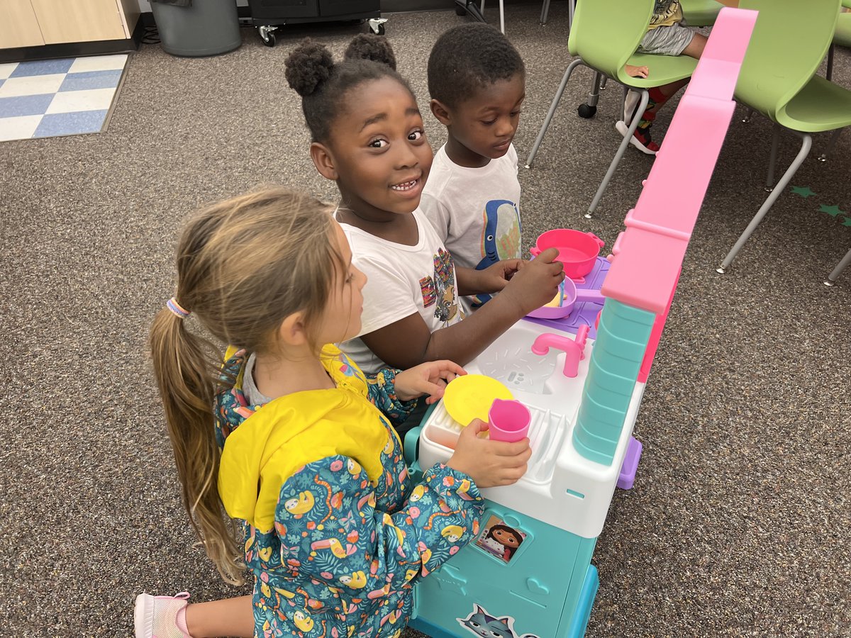 Debbie Kryspin tweet media