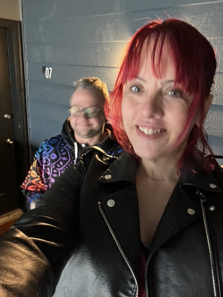 agirlushouldknw's tweet photo. 10/03/22 (276) of 365 Project
Horrible selfie as we go for our morning work break walk. Horrible but only one for the day.
#disasterunicorn #project365 #day276 #workwalk https://t.co/G3A7WYItaS