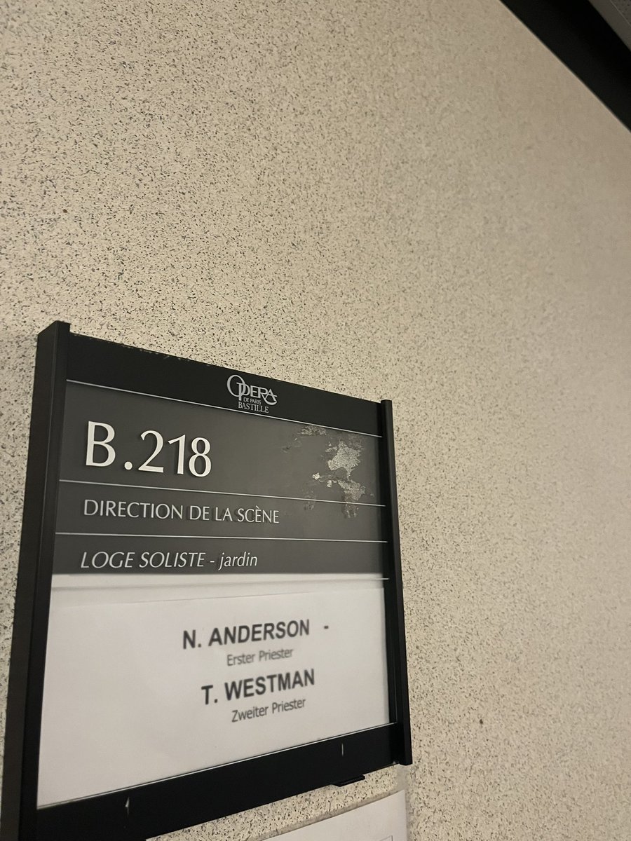 Niall Anderson (@nandobassbari) on Twitter photo Already into show no9 at <a href="/operadeparis/">Opéra de Paris</a> of Die Zauberflöte
You know what they say⊠time flies when youâre having fun! Already into show no9 at <a href="/operadeparis/">OpĂ©ra de Paris</a> of Die Zauberflöte
You know what they say⊠time flies when youâre having fun!