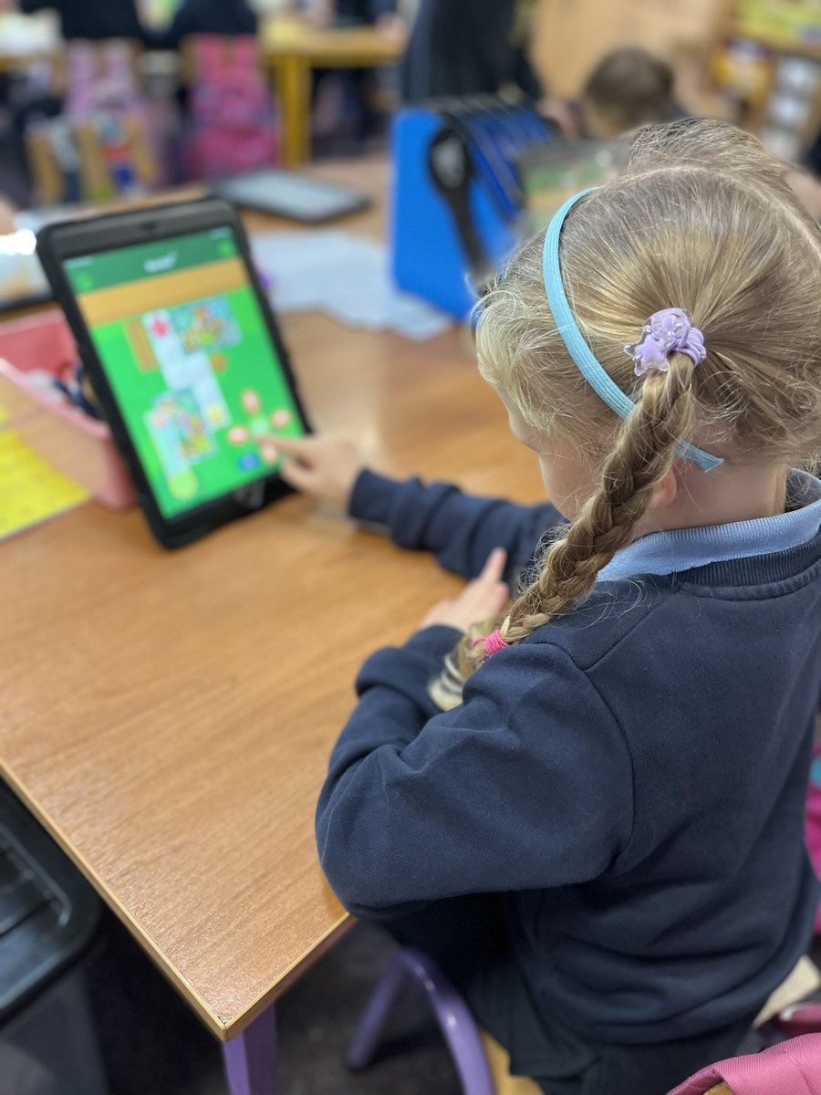 ProsperousNS's tweet photo. All the table top preparation for Beebots in Mr. Geaney’s Senior Infants paid off today - super coders all round 😊 the quietest our classroom has been this year 😅 @CodeWeekIRL https://t.co/e6FjWZGdMF