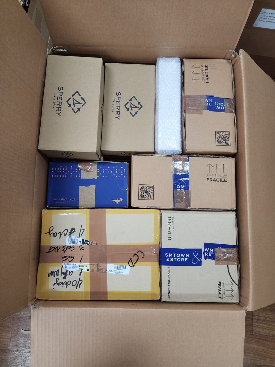 CCDebilShop's tweet photo. BOX #47 and 48 UPDATE
PICK UP DATE : OCTOBER 5
ETD: OCTOBER 12
BOX: 1 JUMBO + 1 REGULAR BOX
ETA: NOVEMBER 16,2022
Thank you for still choosing CCD SHOP 😊
#CCDShop_Update https://t.co/fb1f2ja6aQ