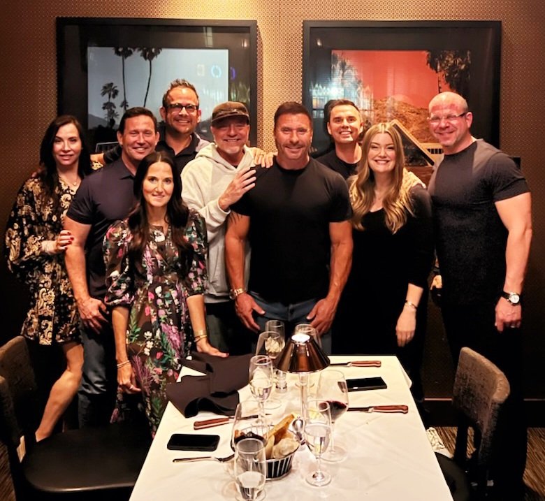 Building STRENGTH together. In the FIGHT together. 🥊 All GREAT WINS are accomplished as a TEAM. FIRED UP 🔥 to share the stage with this incredible TEAM to keep momentum going for #ThePOWERofOneMore 📚 @edmylett WE are blessed for the impact YOU have on us and the world.🌎