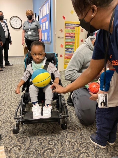 ESealsDCMDVA's tweet photo. Thank you @secuMD for donating much needed school supplies to our inclusive child development center at National Archives and Records Administration (NARA). Our students were thrilled with their new supplies and meeting new friends! #SECUkindness #earlychildhoodeducation https://t.co/whcIrgHvZ2