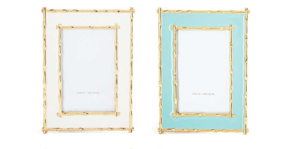 As the year comes to a close, get the home holiday ready with our latest list of curated home additions like these photo frames from Perlis! l8r.it/qRj9

 #StCharlesAvenue #Sponsored