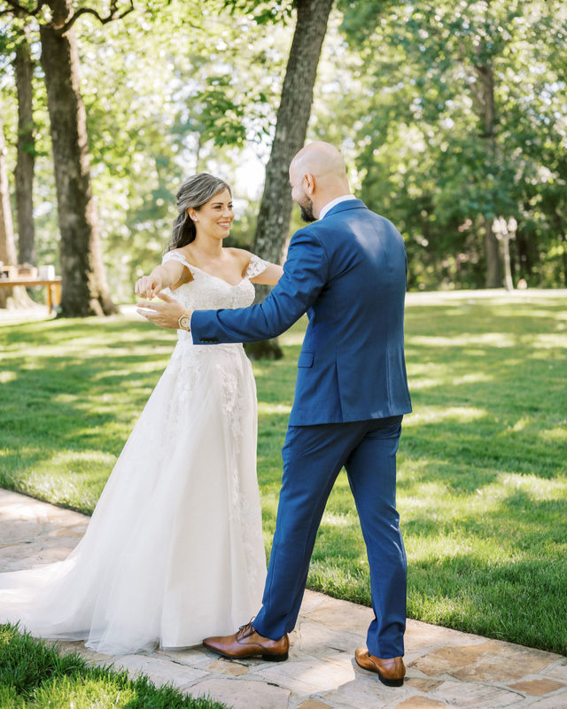 First look and a lifetime to go. Tell us in the comments | Did you do a first look before your ceremony or wait for the big reveal down the aisle?!

#weddingseason #nashvillewedding #nashvilletn #photographytip #photooftheday #candidphoto #weddingphoto #destinationwedding #elopem