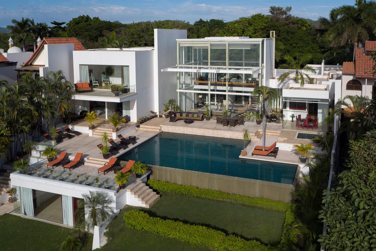 Christie’s Real Estate tweet media