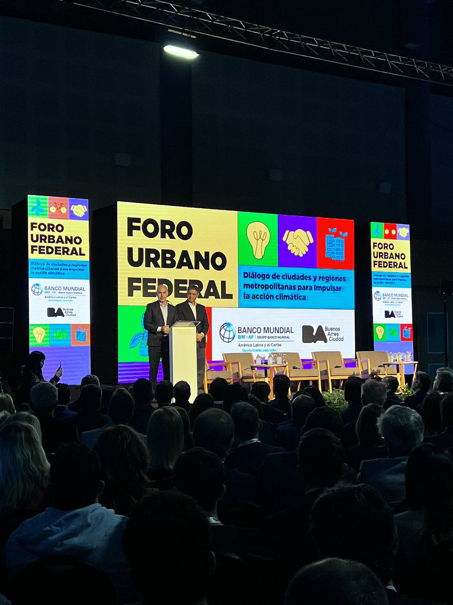veropiccini's tweet photo. Arequito, Santa Fe, presente en la Cumbre Mundial de Alcaldes C40, Foro Urbano Federal - Panel 1. La agenda climática como oportunidad para el desarrollo - Delegación RAMCC @c40cities #UnitedInAccion @ramcc_ar @comunadearequito @paolaforcada @ambienteareq #C40Summit https://t.co/32OXmapO0f