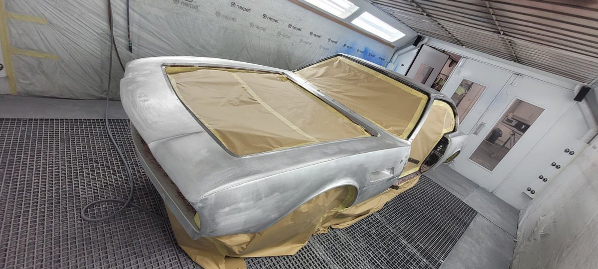 PrestigeSurrey's tweet photo. Aston Martin DBS V8 almost ready for epoxy. https://t.co/LWumsl5Fjd