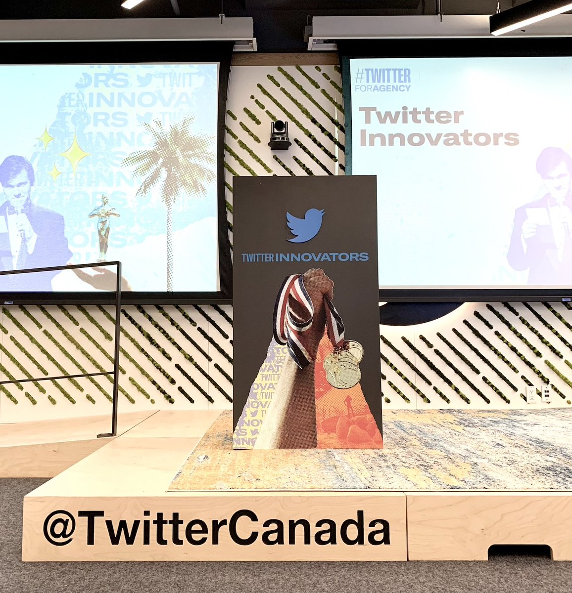 cam_gordon's tweet photo. A sneak peek of today's #TwitterInnovators event at @xcanada HQ 🇨🇦 We'll be giving agency partners an inside look at Twitter creativity & innovation
More about the #TwitterInnovators agency awards, a celebration of best-in-class media planning
✍️ https://t.co/mF7ycCl5My https://t.co/6c5iQHAZLz