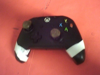 Loki90667102's tweet photo. #handigamer
Loki présente ce proto de manette HandiGaming allégée & leviers boules ergonomiques,
adaptés a un certain type de handicap, concernant les doigts (réalisable sur mesures par empreintes de moulage)
Le proto 2 évolue avec des boules gel + confortables.
😎 https://t.co/Q1C6UhtQiO
