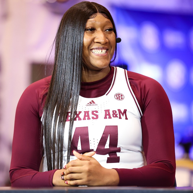 AggieWBB's tweet photo. Get all the SEC Media Day Content ⬇️

#GigEm | #Becoming
