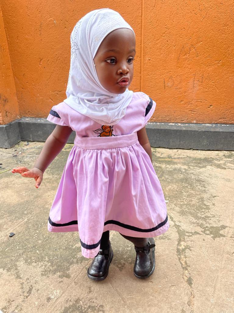 BabyMariam9's tweet photo. Head girl 😍 https://t.co/V26JETJt4x