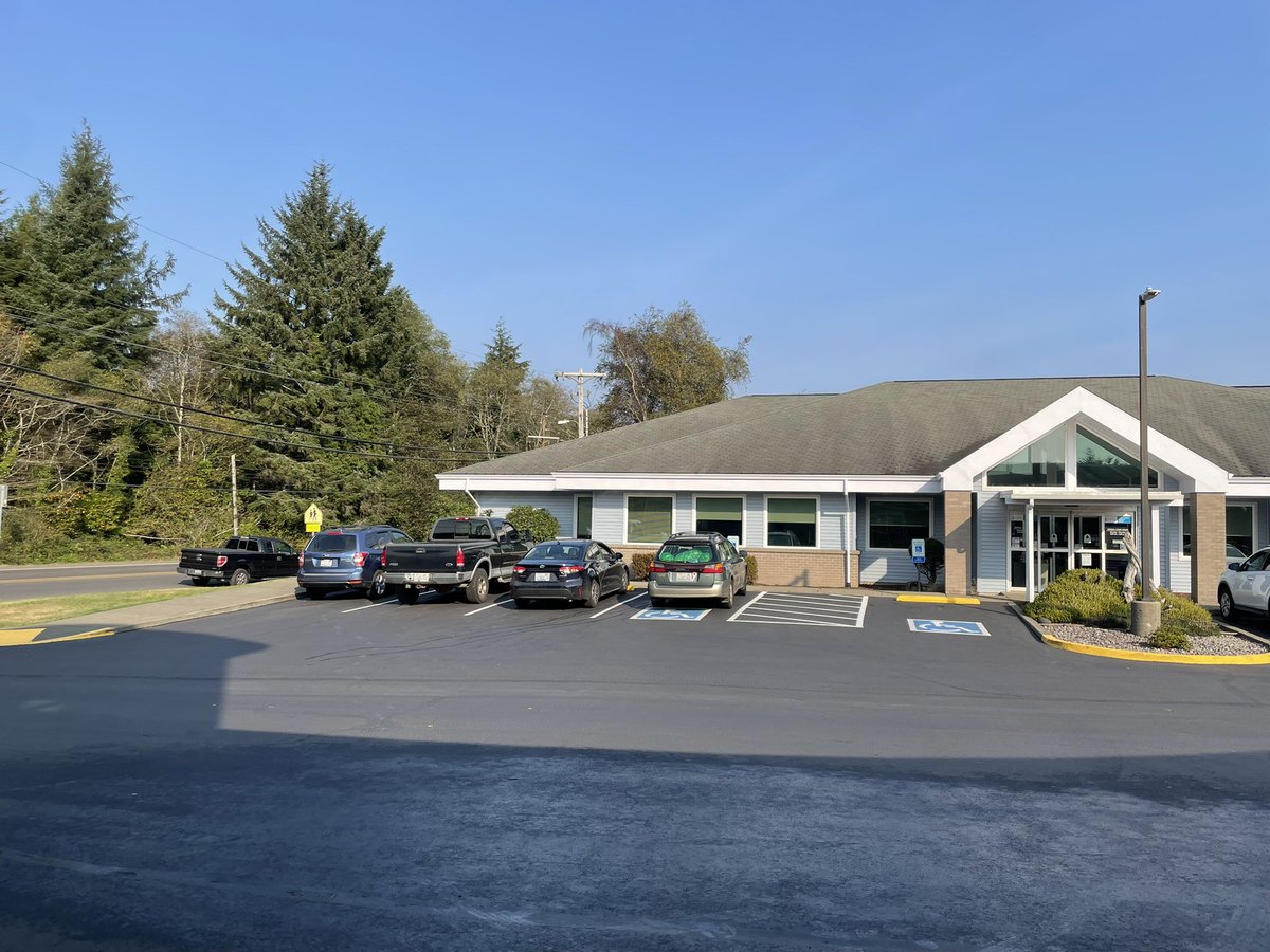 ghc_trio_eoc's tweet photo. In Ilwaco, Long Beach and Naselle today! EOC will be in the south part of Pacific County once a week. Email us for hours at trioeoc@ghc.edu! We hope to see you in the community. #trioworks #trioeoc #pacificcounty 👋🏽 https://t.co/Pj6cGmKs8U