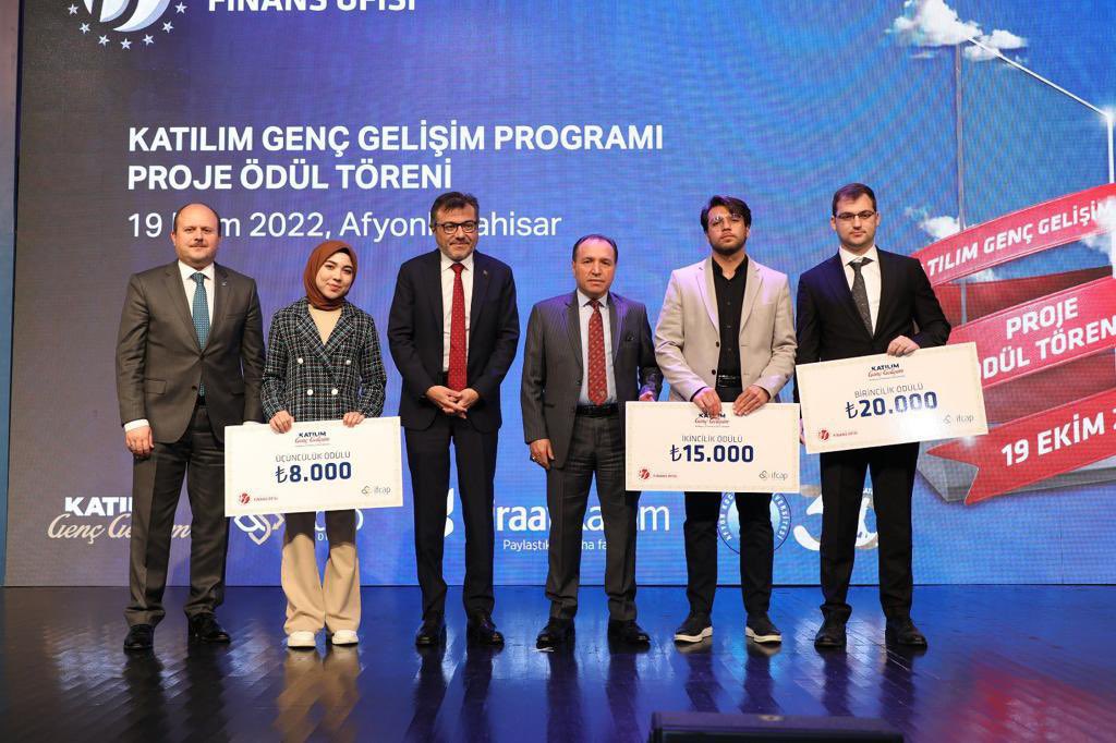 T.C. Cumhurbaşkanlığı Finans Ofisi tarafından ve AKÜ Ev Sahipliğinde Gerçekleştirilen “Katılım Genç Gelişim Programı Proje Ödül Töreni ve “Katılım Finans Alanına Kariyer Fırsatları Paneli” ne katıldık.
#KatılımGençGelişim #KatılımFinans