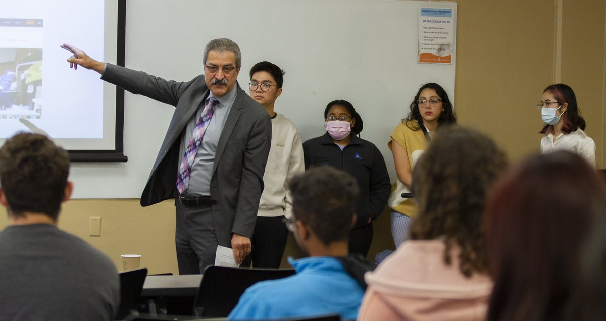 UTAScienceDean's tweet photo. Great questions in-person and submitted online for Discussions with the Dean … always wonderful to hear directly from our students. 

#MaverickScience x @UTAScience https://t.co/wnnqvAuUf5