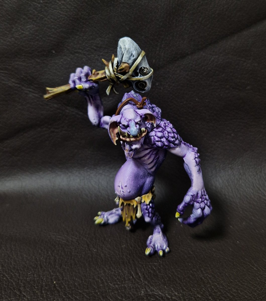 TwinnedM's tweet photo. #WIPwednesday what's everyone else working on?
.
.
.
#rockguttroggoths #ageofsigmar #paintingwarhammer #warhammercommunity #paintingminiatures https://t.co/YPnC0x5Ns1