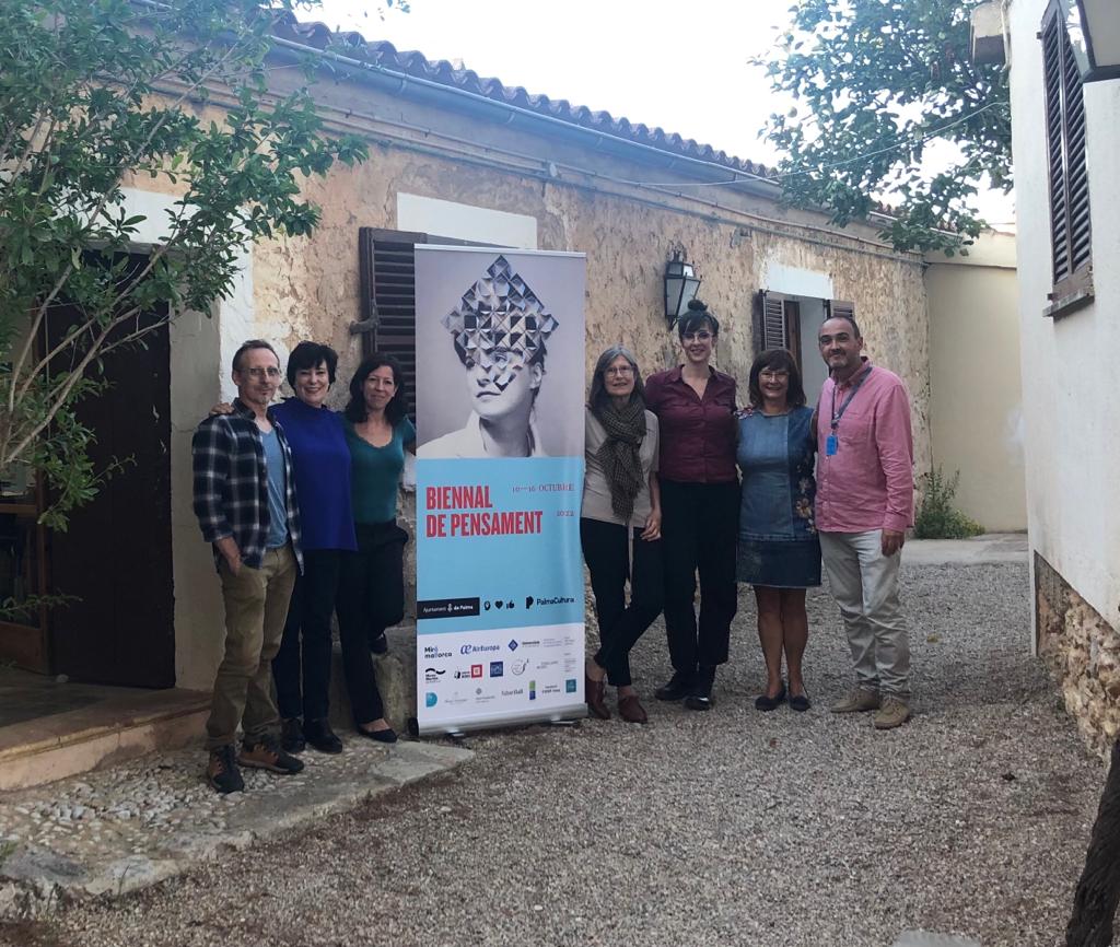 AMECUM_'s tweet photo. Tras dos años de trabajo con @AVALEMeducacion Valencia, @acep_cat Cataluña, #Amurem Murcia, #Taula Mallorca y compañeras de País Vasco y Aragón, estamos cerca de constituir #Almazuela, Coordinadora Española de Asociaciones de Educación y Mediación en Cultura, Museos y Patrimonios https://t.co/e4eUYd5rW9