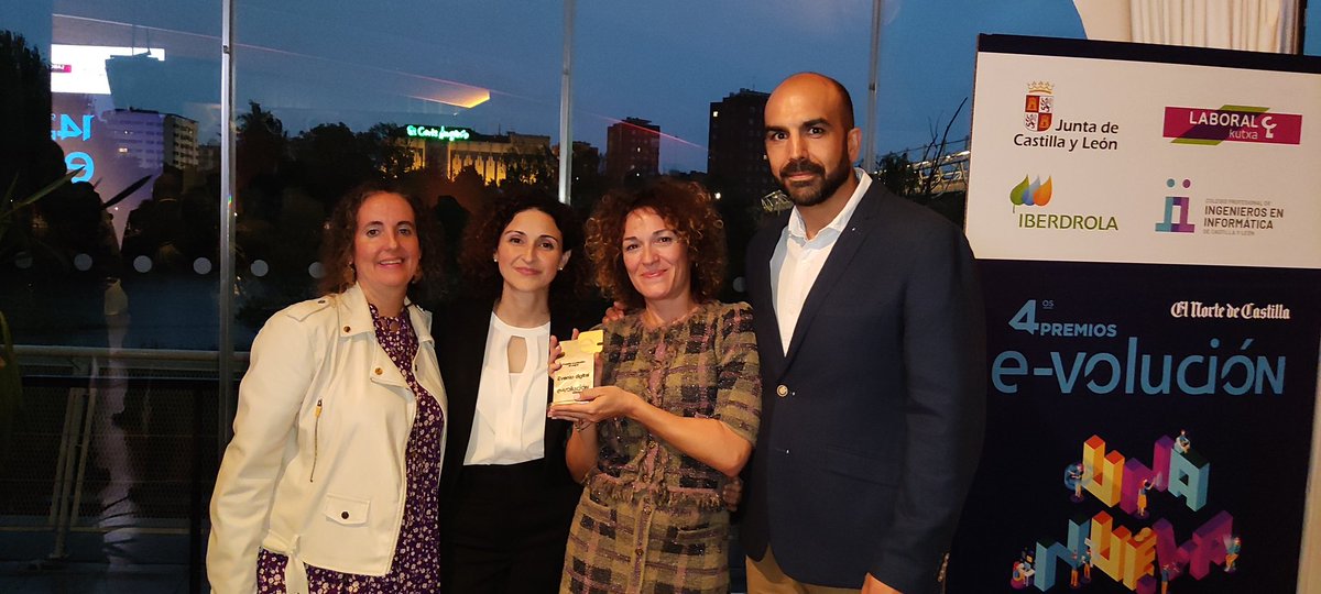 🆅🅸🅲🆃🅾🆁 🆅🅴🆁🅶🅴🅻 🅿🆁🅾🅵🅴🆂🅾🆁 🅳🅰🅼 tweet media