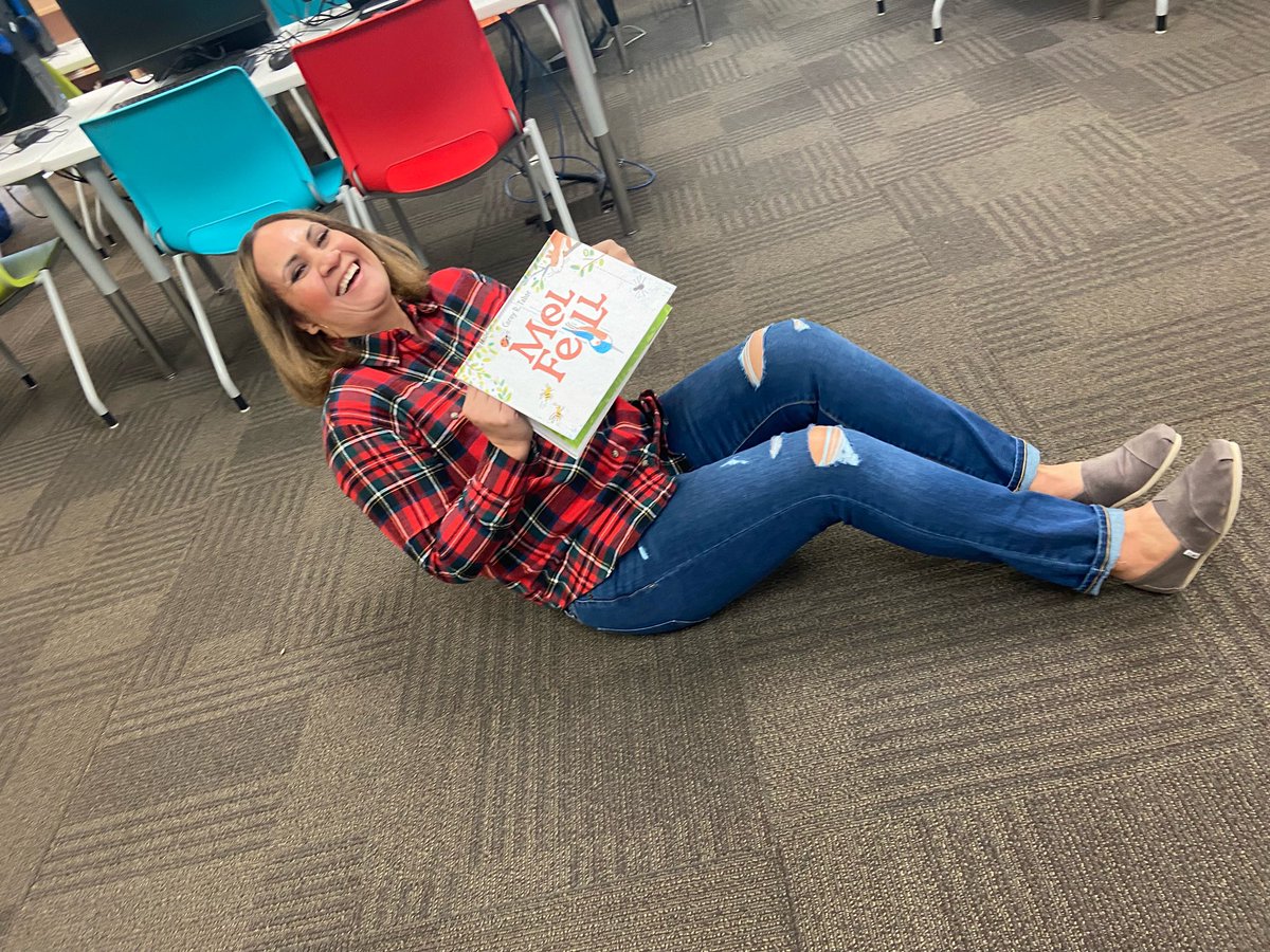 escalantelib's tweet photo. Reading Beehive Picture Books is so much Fun!! https://t.co/kPywYfXb4r