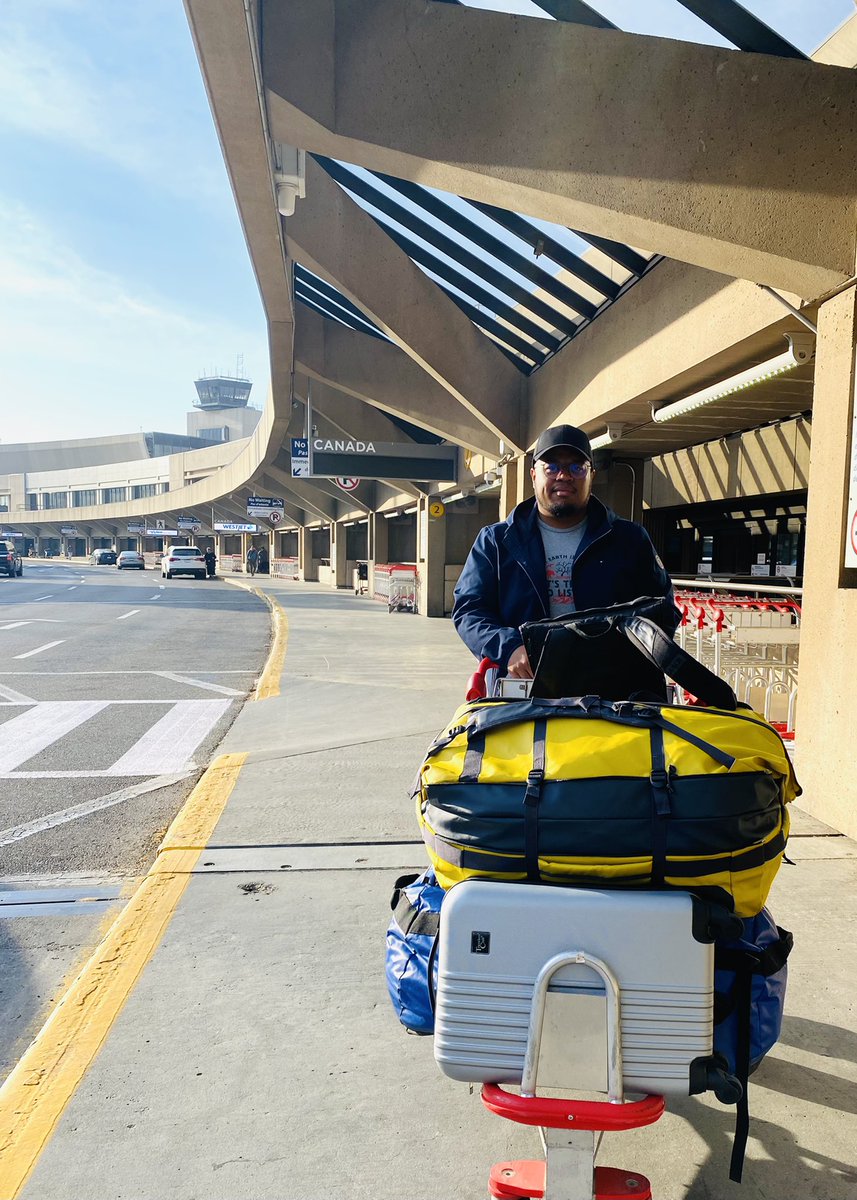 HasinalaR's tweet image. Excited to head back home as a National Geographic Explorer @InsideNatGeo to investigate Lemur Nutrigenomics. Grateful for everyone that helped with the projet @steigj @AMelinLab @G_Duytschaever @an_depasquale and excited to collaborate with @onjarazafi &amp;amp; @JadeTonos in the field!