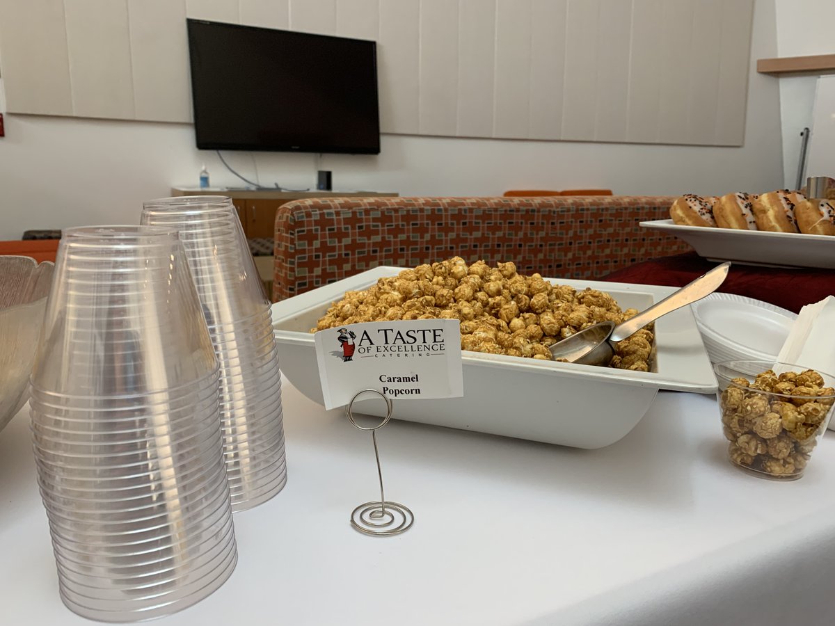 WeatherheadUG's tweet photo. Take a study break in the student center (PBL 208) with cider, donuts, apples and popcorn - available now while supplies last! https://t.co/8glTHRD6t9